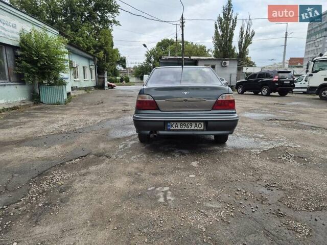 Дэу Нексия 2005 в Киеве на Automoto.ua Зеленый Дэу Нексия, объемом двигателя 1.5 л и пробегом 294 тыс. км за 1500 $, фото 4 на Automoto.ua