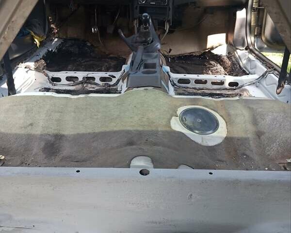 Зелений Деу Нексія, об'ємом двигуна 1.5 л та пробігом 343 тис. км за 1250 $, фото 10 на Automoto.ua