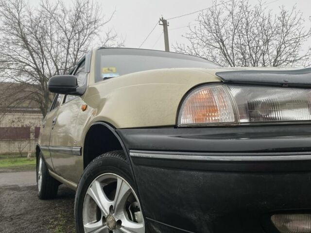 Зелений Деу Нексія, об'ємом двигуна 0 л та пробігом 210 тис. км за 2800 $, фото 2 на Automoto.ua