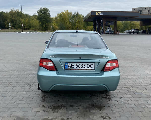 Зеленый Дэу Нексия, объемом двигателя 1.6 л и пробегом 128 тыс. км за 2700 $, фото 4 на Automoto.ua