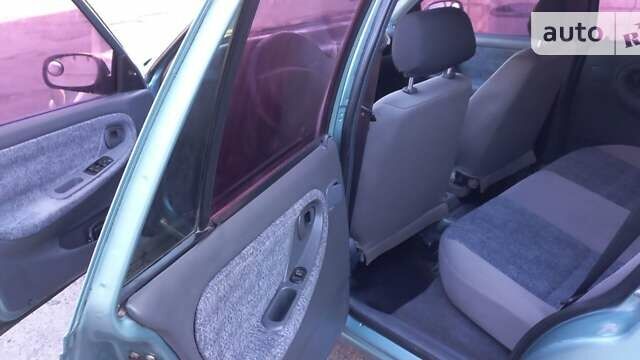 Зеленый Дэу Нексия, объемом двигателя 1.6 л и пробегом 280 тыс. км за 1950 $, фото 16 на Automoto.ua