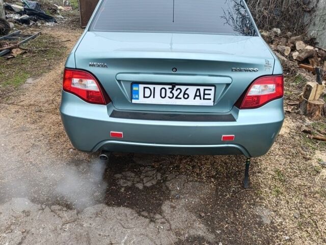 Зеленый Дэу Нексия, объемом двигателя 1.5 л и пробегом 160 тыс. км за 3000 $, фото 3 на Automoto.ua