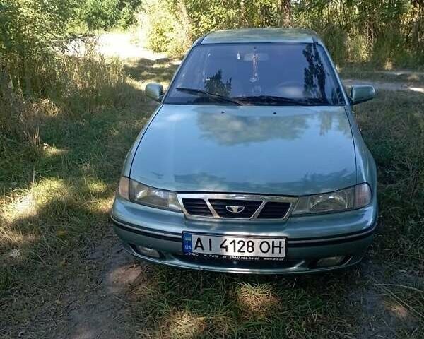 Зеленый Дэу Нексия, объемом двигателя 1.5 л и пробегом 200 тыс. км за 2150 $, фото 3 на Automoto.ua