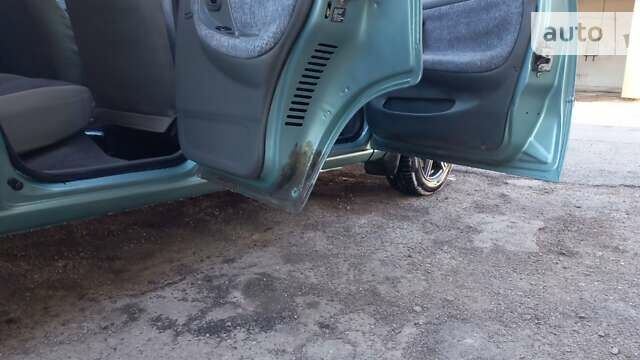 Зеленый Дэу Нексия, объемом двигателя 1.6 л и пробегом 280 тыс. км за 1950 $, фото 15 на Automoto.ua
