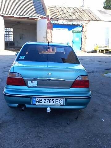 Зеленый Дэу Нексия, объемом двигателя 1.6 л и пробегом 280 тыс. км за 1950 $, фото 7 на Automoto.ua