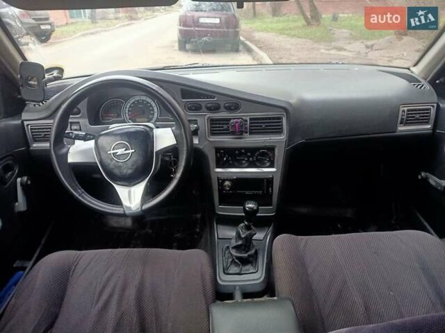 Зеленый Дэу Нексия, объемом двигателя 1.6 л и пробегом 232 тыс. км за 1900 $, фото 10 на Automoto.ua