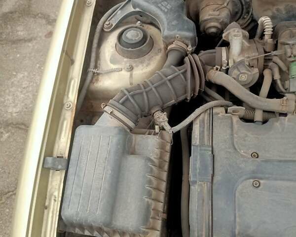 Зеленый Дэу Нексия, объемом двигателя 1.6 л и пробегом 232 тыс. км за 1900 $, фото 13 на Automoto.ua