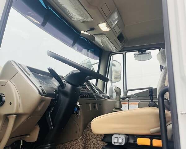 Білий Деу Новус, об'ємом двигуна 7.6 л та пробігом 1000 тис. км за 124452 $, фото 11 на Automoto.ua