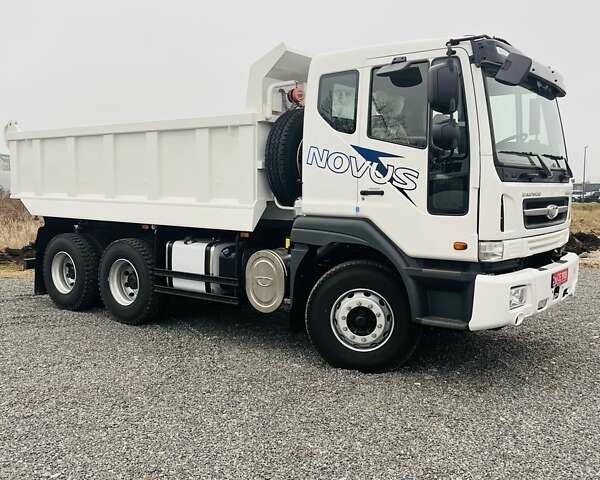 Білий Деу Новус, об'ємом двигуна 7.6 л та пробігом 1000 тис. км за 124452 $, фото 3 на Automoto.ua