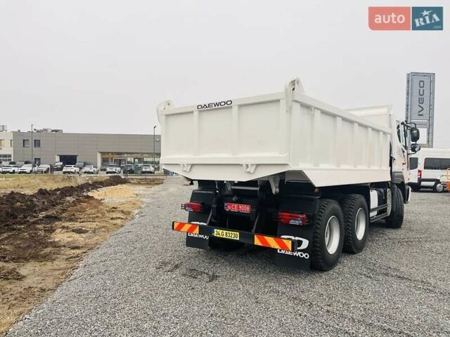 Білий Деу Новус, об'ємом двигуна 7.6 л та пробігом 1000 тис. км за 124452 $, фото 12 на Automoto.ua