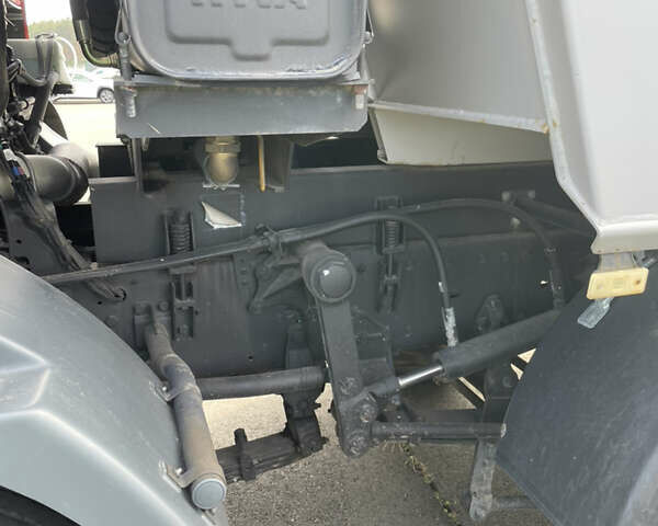 Красный Дэу Новус, объемом двигателя 11.05 л и пробегом 3 тыс. км за 125000 $, фото 9 на Automoto.ua