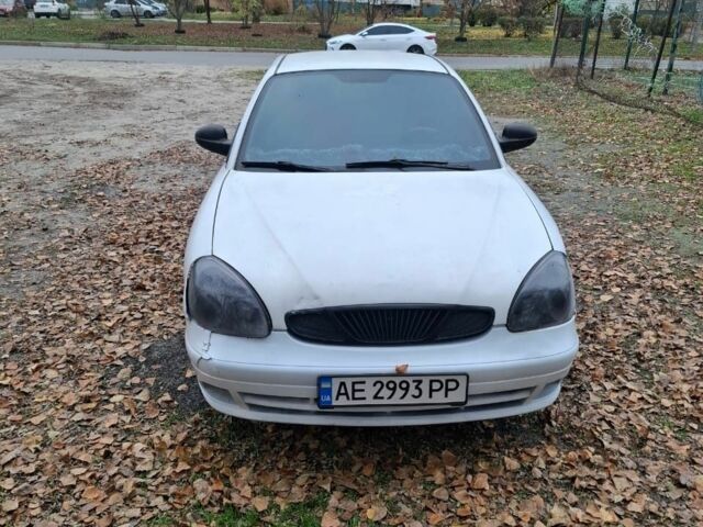 Белый Дэу Нубира, объемом двигателя 2 л и пробегом 200 тыс. км за 1400 $, фото 2 на Automoto.ua