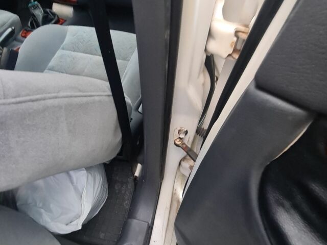 Белый Дэу Нубира, объемом двигателя 0 л и пробегом 75 тыс. км за 500 $, фото 4 на Automoto.ua