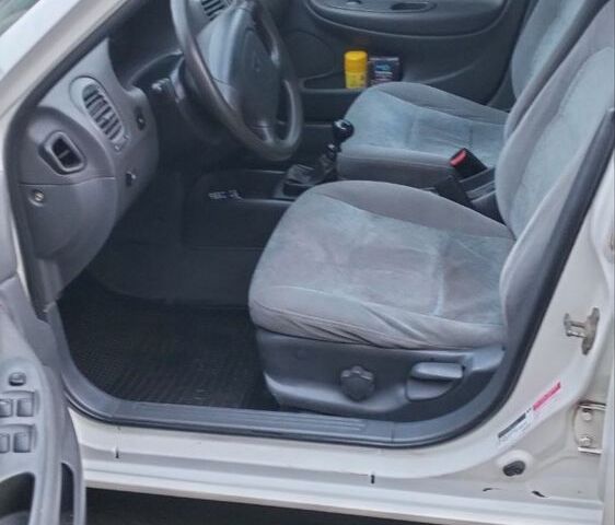 Белый Дэу Нубира, объемом двигателя 1.6 л и пробегом 349 тыс. км за 2200 $, фото 2 на Automoto.ua