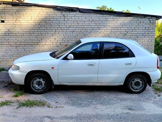 Білий Деу Нубіра, об'ємом двигуна 1.6 л та пробігом 0 тис. км за 1250 $, фото 4 на Automoto.ua