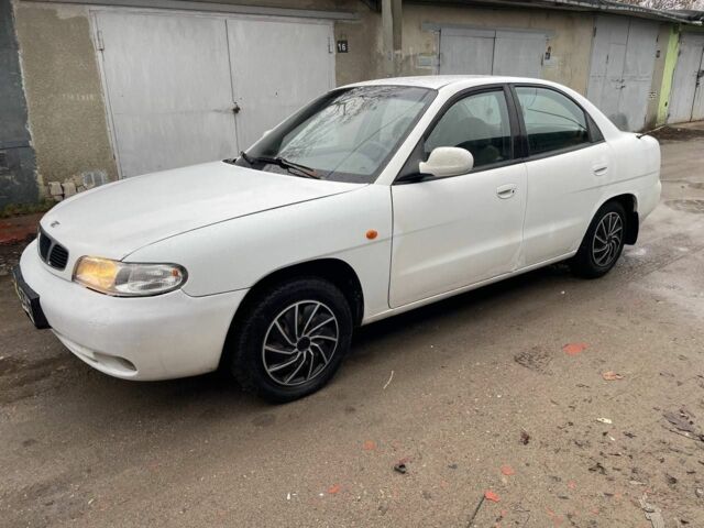 Білий Деу Нубіра, об'ємом двигуна 1.6 л та пробігом 250 тис. км за 1500 $, фото 5 на Automoto.ua