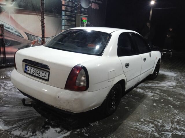 Белый Дэу Нубира, объемом двигателя 1.6 л и пробегом 235 тыс. км за 650 $, фото 2 на Automoto.ua