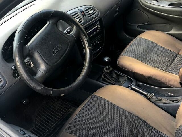Білий Деу Нубіра, об'ємом двигуна 1.6 л та пробігом 0 тис. км за 1250 $, фото 6 на Automoto.ua