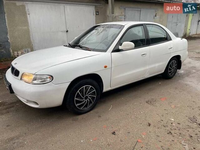 Белый Дэу Нубира, объемом двигателя 1.6 л и пробегом 250 тыс. км за 1500 $, фото 9 на Automoto.ua