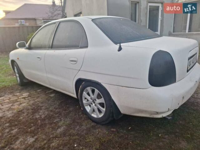 Белый Дэу Нубира, объемом двигателя 1.6 л и пробегом 10 тыс. км за 1800 $, фото 2 на Automoto.ua