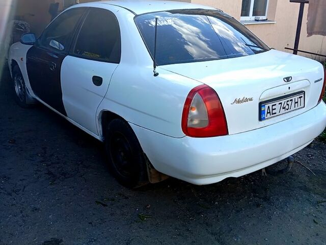 Белый Дэу Нубира, объемом двигателя 1.6 л и пробегом 260 тыс. км за 910 $, фото 3 на Automoto.ua