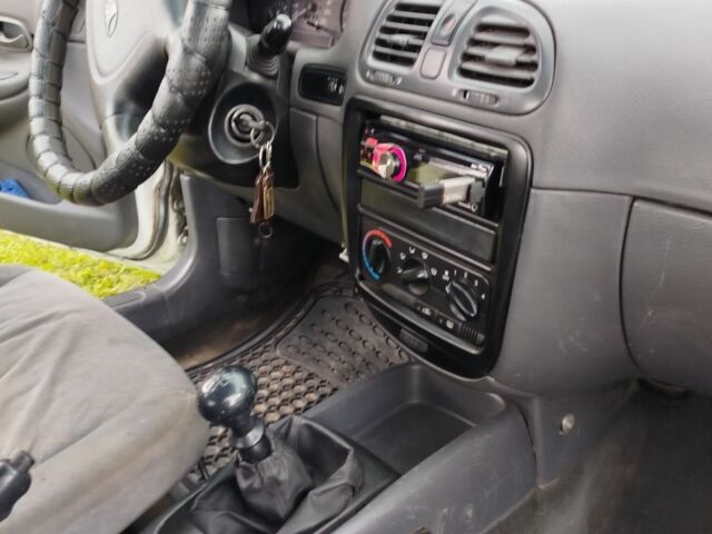 Дэу Нубира 1998 в Камень-Каширский на Automoto.ua Белый Дэу Нубира, объемом двигателя 1.6 л и пробегом 270 тыс. км за 1230 $, фото 5 на Automoto.ua