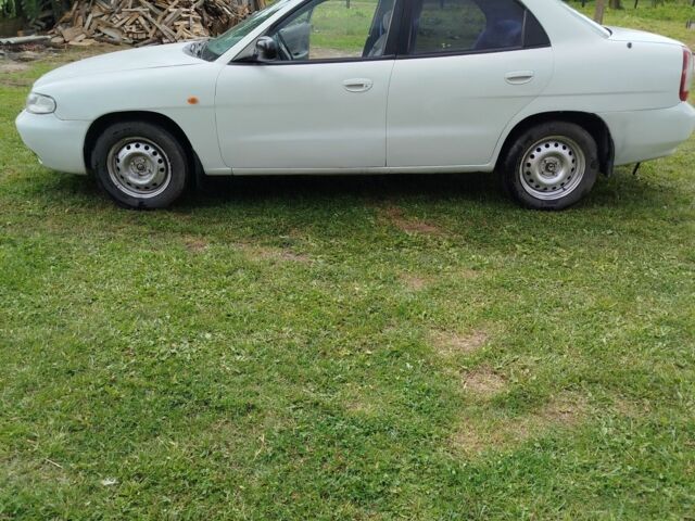 Дэу Нубира 1998 в Камень-Каширский на Automoto.ua Белый Дэу Нубира, объемом двигателя 1.6 л и пробегом 270 тыс. км за 1230 $, фото 16 на Automoto.ua