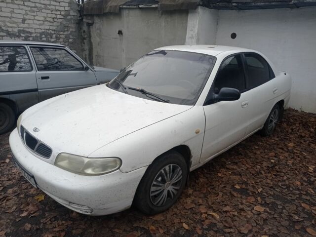 Белый Дэу Нубира, объемом двигателя 0 л и пробегом 280 тыс. км за 1000 $, фото 3 на Automoto.ua