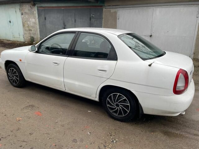 Білий Деу Нубіра, об'ємом двигуна 1.6 л та пробігом 250 тис. км за 1500 $, фото 6 на Automoto.ua