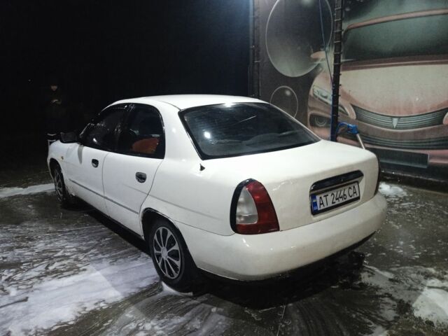 Белый Дэу Нубира, объемом двигателя 1.6 л и пробегом 235 тыс. км за 650 $, фото 3 на Automoto.ua