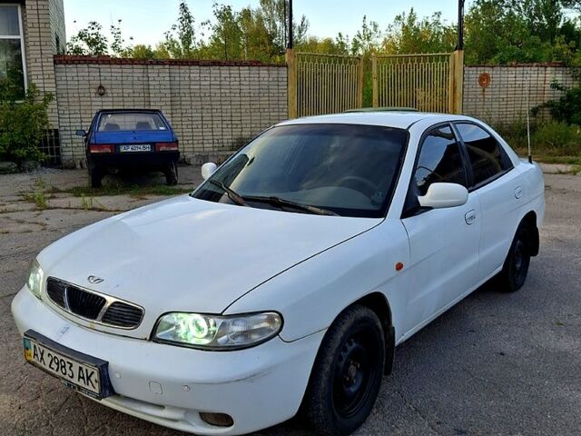 Дэу Нубира 1998 в Харькове на Automoto.ua Белый Дэу Нубира, объемом двигателя 1.6 л и пробегом 230 тыс. км за 1100 $, фото 2 на Automoto.ua