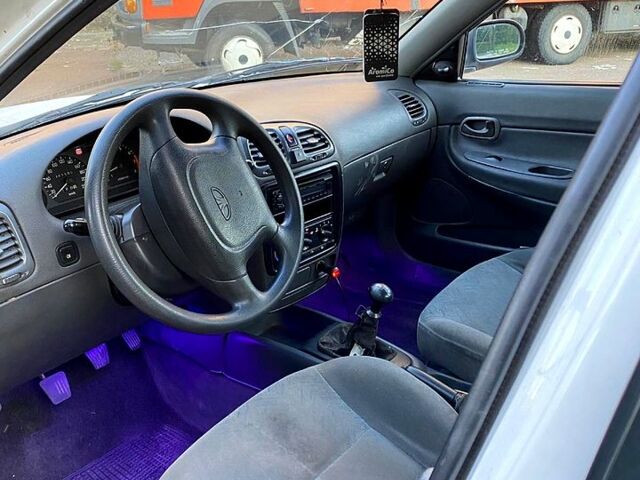 Дэу Нубира 1999 в Киеве на Automoto.ua Белый Дэу Нубира, объемом двигателя 1.6 л и пробегом 0 тыс. км за 1200 $, фото 5 на Automoto.ua