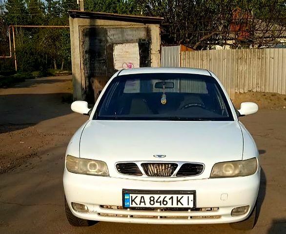 Белый Дэу Нубира, объемом двигателя 1.6 л и пробегом 365 тыс. км за 1800 $, фото 8 на Automoto.ua