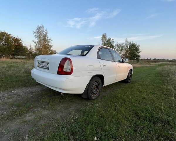 Білий Деу Нубіра, об'ємом двигуна 1.6 л та пробігом 235 тис. км за 1900 $, фото 8 на Automoto.ua