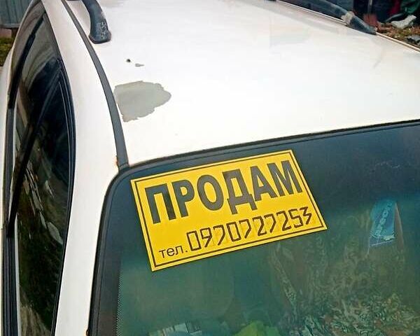 Белый Дэу Нубира, объемом двигателя 1.6 л и пробегом 275 тыс. км за 3200 $, фото 6 на Automoto.ua