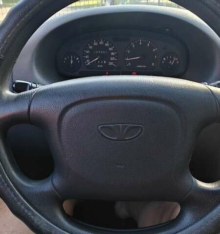 Білий Деу Нубіра, об'ємом двигуна 1.6 л та пробігом 206 тис. км за 2200 $, фото 31 на Automoto.ua