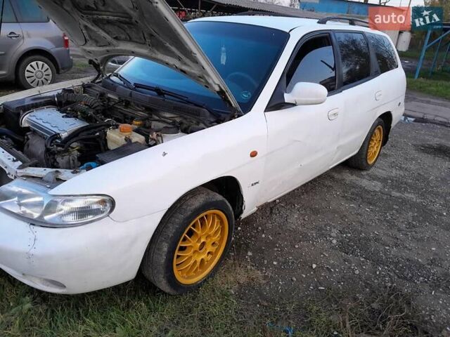 Белый Дэу Нубира, объемом двигателя 1.6 л и пробегом 300 тыс. км за 1500 $, фото 3 на Automoto.ua