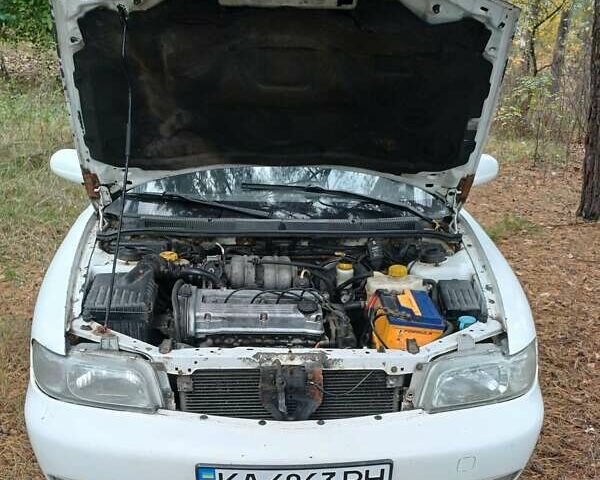 Дэу Нубира 1999 в Василькове на Automoto.ua Белый Дэу Нубира, объемом двигателя 1.6 л и пробегом 349 тыс. км за 947 $, фото 26 на Automoto.ua