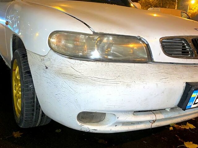 Білий Деу Нубіра, об'ємом двигуна 2 л та пробігом 0 тис. км за 1100 $, фото 4 на Automoto.ua