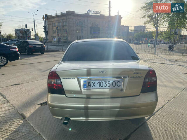 Бежевый Дэу Нубира, объемом двигателя 2 л и пробегом 287 тыс. км за 3000 $, фото 4 на Automoto.ua