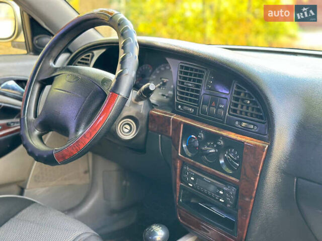 Бежевий Деу Нубіра, об'ємом двигуна 2 л та пробігом 220 тис. км за 2200 $, фото 11 на Automoto.ua