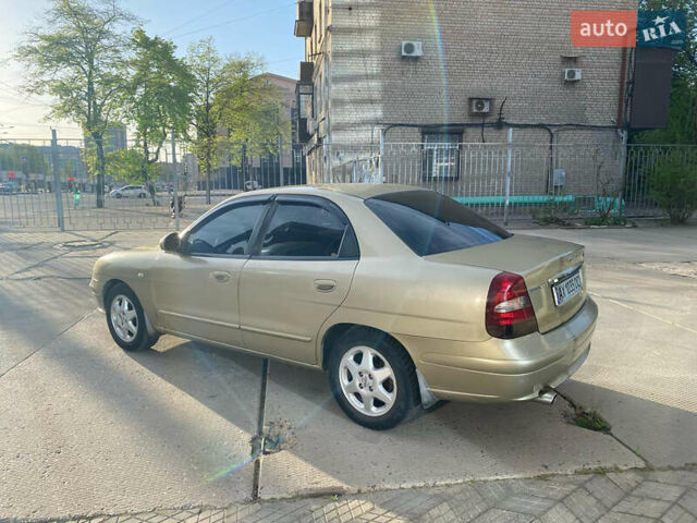 Бежевый Дэу Нубира, объемом двигателя 2 л и пробегом 287 тыс. км за 3000 $, фото 3 на Automoto.ua