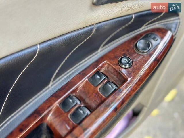 Бежевый Дэу Нубира, объемом двигателя 2 л и пробегом 220 тыс. км за 2200 $, фото 4 на Automoto.ua