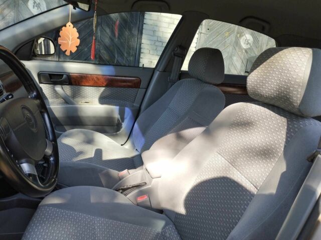Бежевий Деу Нубіра, об'ємом двигуна 1.8 л та пробігом 158 тис. км за 4700 $, фото 10 на Automoto.ua
