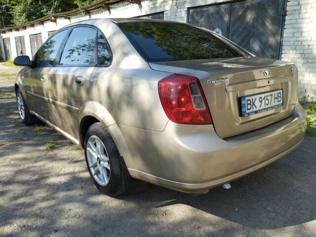 Бежевий Деу Нубіра, об'ємом двигуна 1.8 л та пробігом 158 тис. км за 4700 $, фото 23 на Automoto.ua