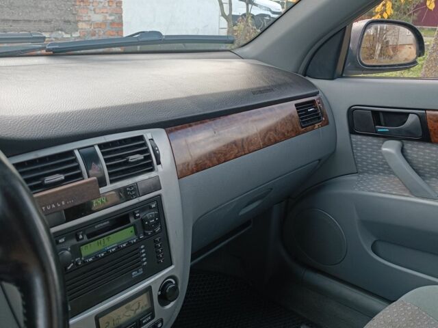 Черный Дэу Нубира, объемом двигателя 1.8 л и пробегом 302 тыс. км за 2700 $, фото 6 на Automoto.ua