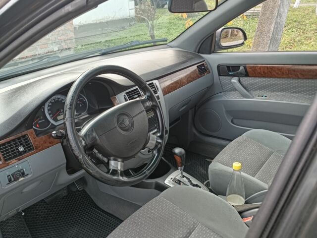 Черный Дэу Нубира, объемом двигателя 1.8 л и пробегом 302 тыс. км за 2700 $, фото 5 на Automoto.ua