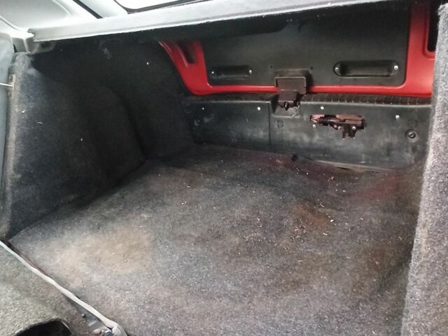 Деу Нубіра 1998 у Люботине на Automoto.ua Червоний Деу Нубіра, об'ємом двигуна 1.6 л та пробігом 225 тис. км за 1800 $, фото 10 на Automoto.ua