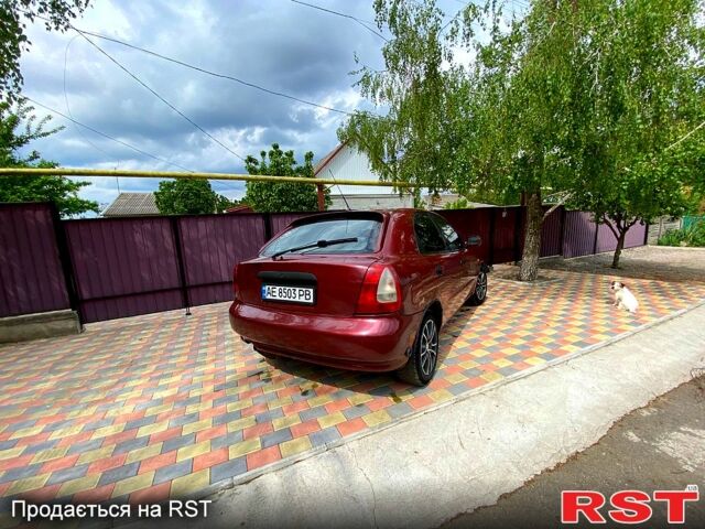 Красный Дэу Нубира, объемом двигателя 1.6 л и пробегом 0 тыс. км за 3000 $, фото 6 на Automoto.ua