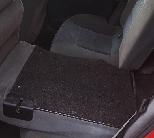 Деу Нубіра 1998 у Люботине на Automoto.ua Червоний Деу Нубіра, об'ємом двигуна 1.6 л та пробігом 225 тис. км за 1800 $, фото 8 на Automoto.ua